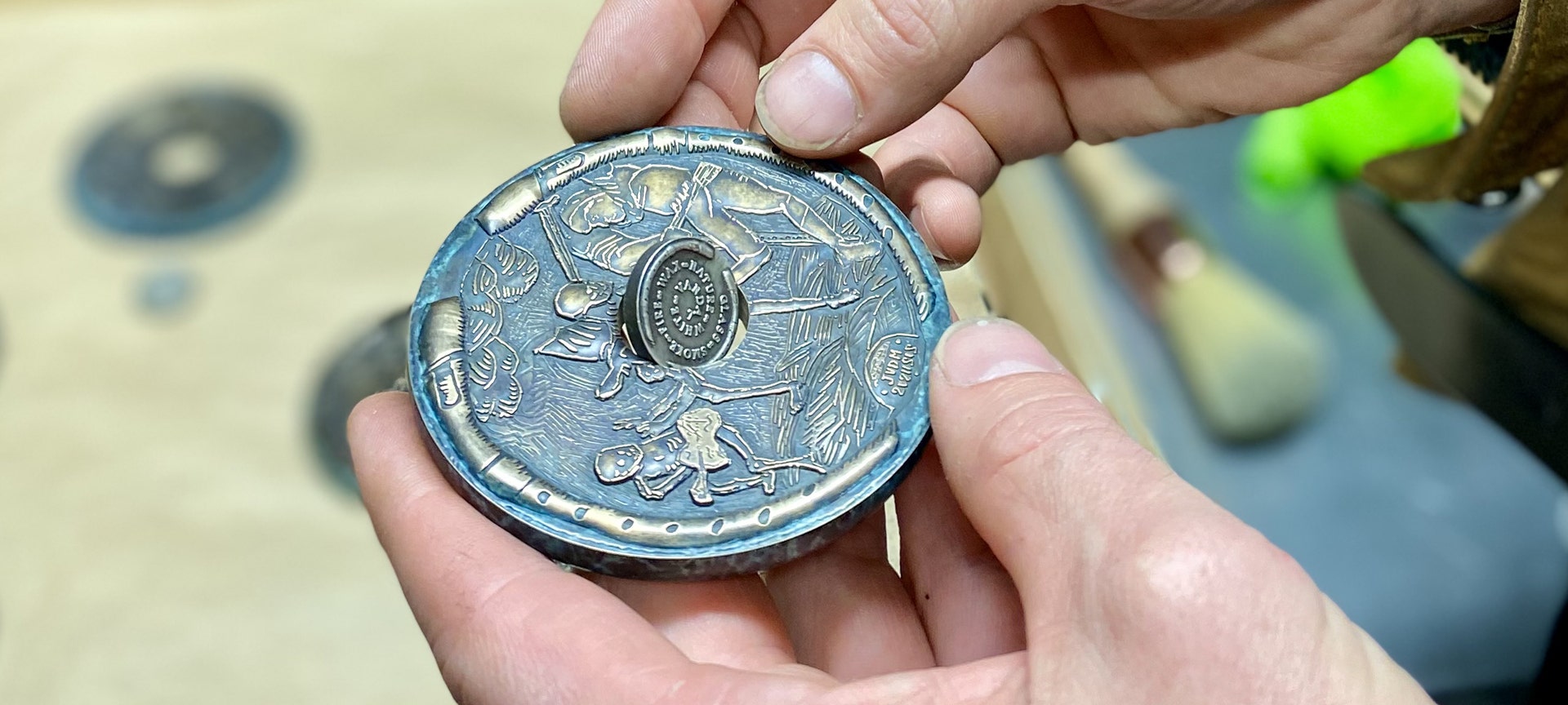 Médaille de Joris Van de Moortel @Monnaie de Paris - Amélie Cognard Médaille de Joris Van de Moortel @Monnaie de Paris - Amélie Cognard