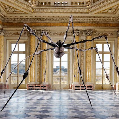 Louise Bourgeois, Spider [Araignée], 1995. Vue de l’exposition (Salon Guillaume Dupré) Bronze, acier. Musée d’Art moderne de la Ville de Paris, don de la société des amis en 1995 © The Easton Foundation/Adagp, Paris 2017 © Monnaie de Paris - Aurélien Mole